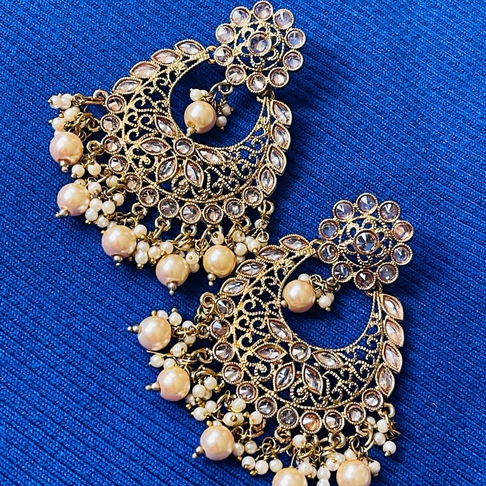 Statement Pearl Earrings